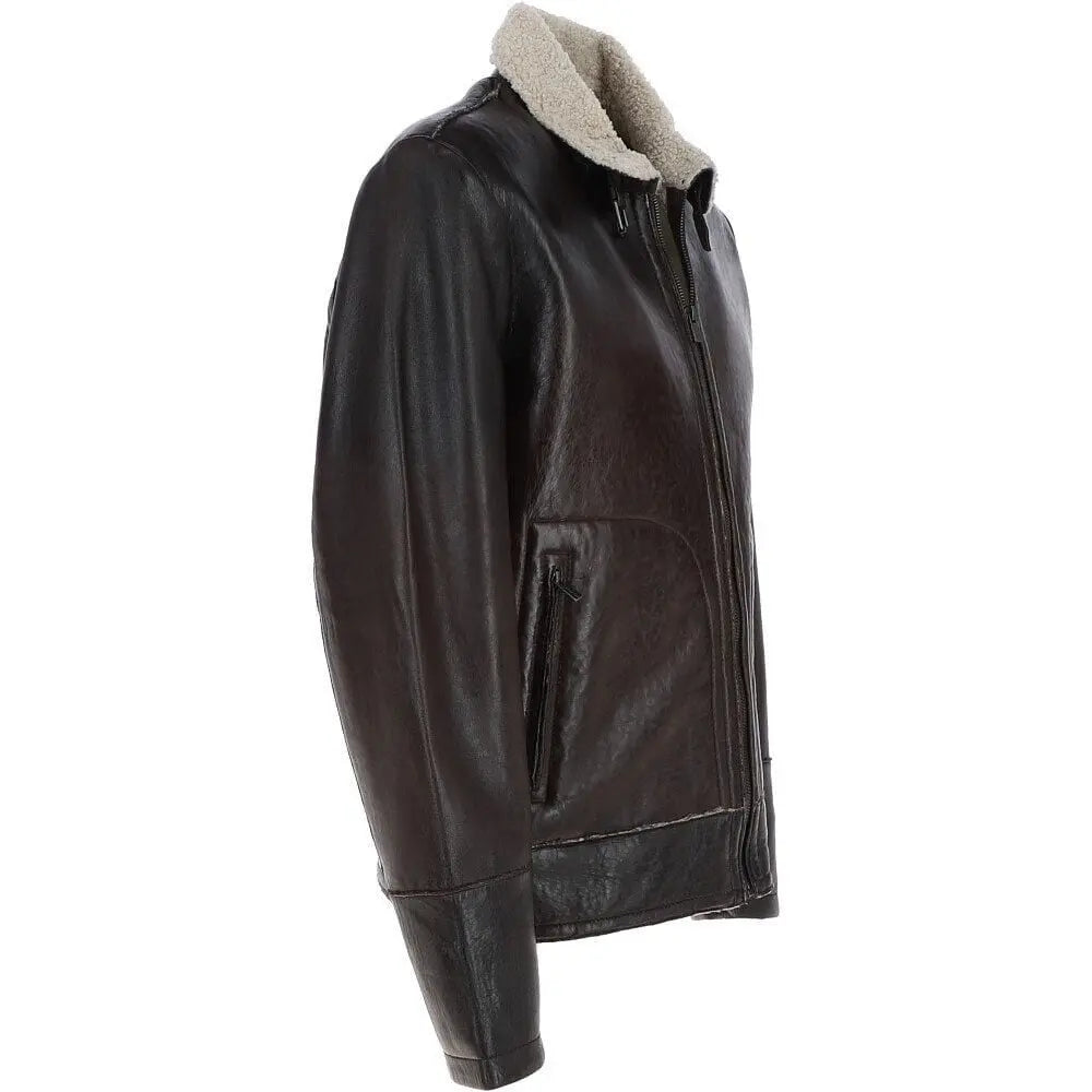 100% genuine leather Regular fit Buttons and zip fastening closure Tw
