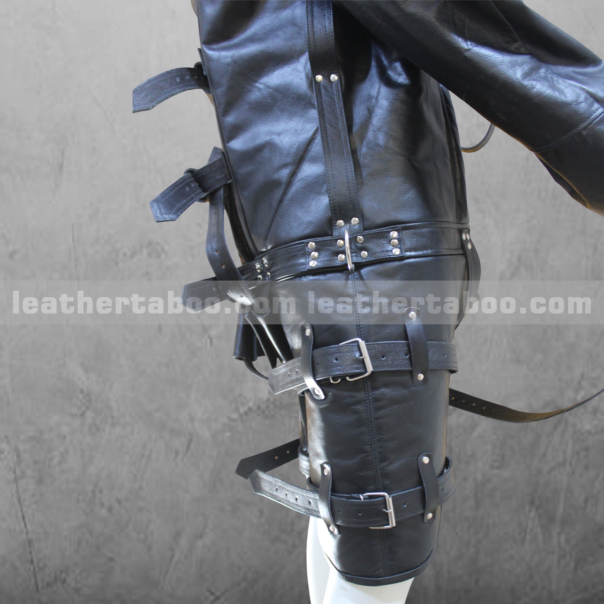 Unisex Black Leather Straitjacket with Restraint Straps | Handmade Fetish Bondage Gear | Gothic Cosplay Costume