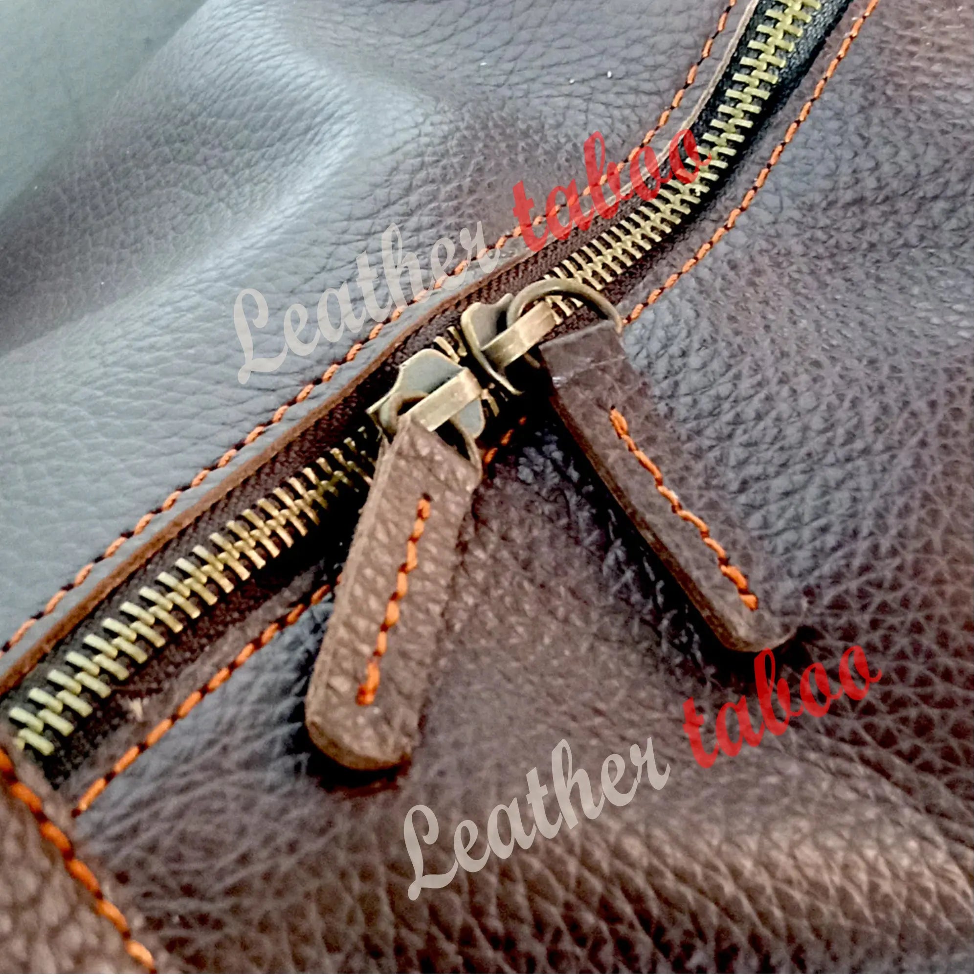 Pebble Grain Leather Weekender Bag - Leather taboo