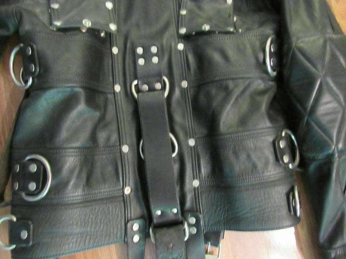 *Leather bondage asylum Straitjacket BDSM Extreme Restricted Leather armbinder